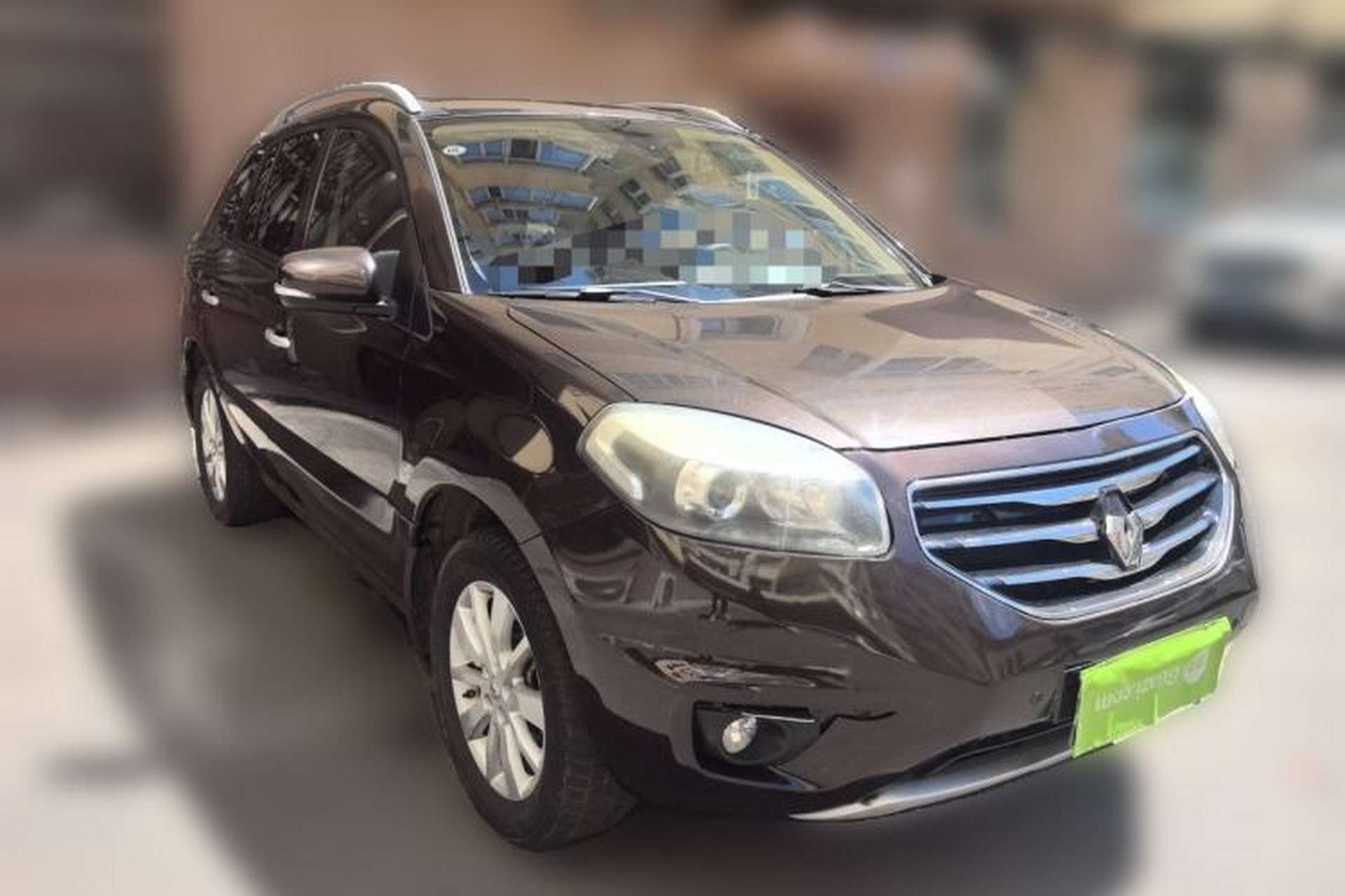 Used Renault Koleos 2013 2.5L 4x4 Comfort Edition Front Right 45 Deg