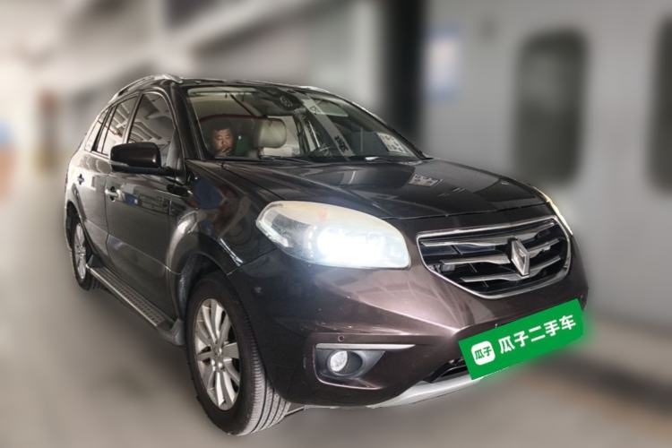 Used Renault Koleos 2013 2.5L 4x4 Comfort Edition Front Right 45 Deg