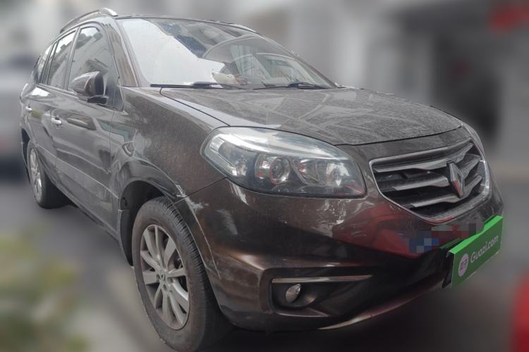 Used Renault Koleos 2013 2.5L Two-Wheel Drive Comfort Edition Front Right 45 Deg