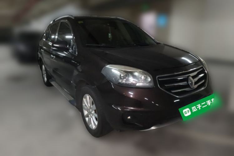 Used Renault Koleos 2013 2.5L Two-Wheel Drive Comfort Edition Front Right 45 Deg
