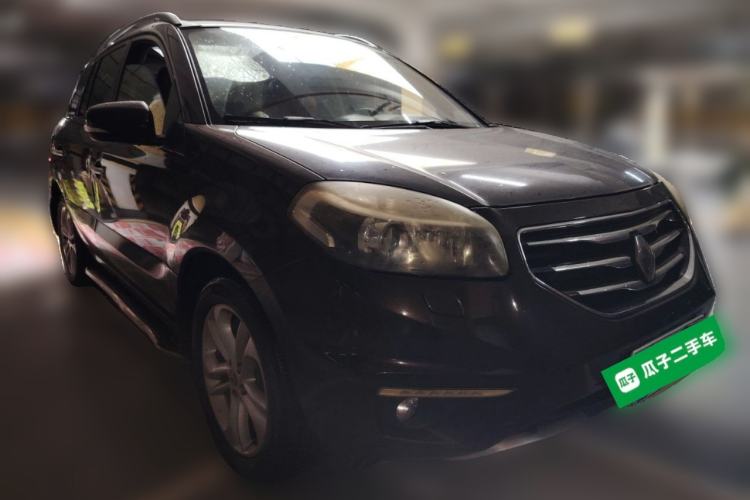Used Renault Koleos 2013 2.5L Two-Wheel-Drive Luxury Edition Front Right 45 Deg