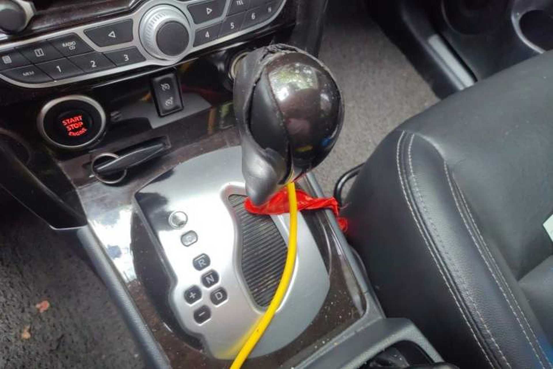 Used Renault Koleos 2013 2.5L Two-Wheel Drive Comfort Edition Gear Lever