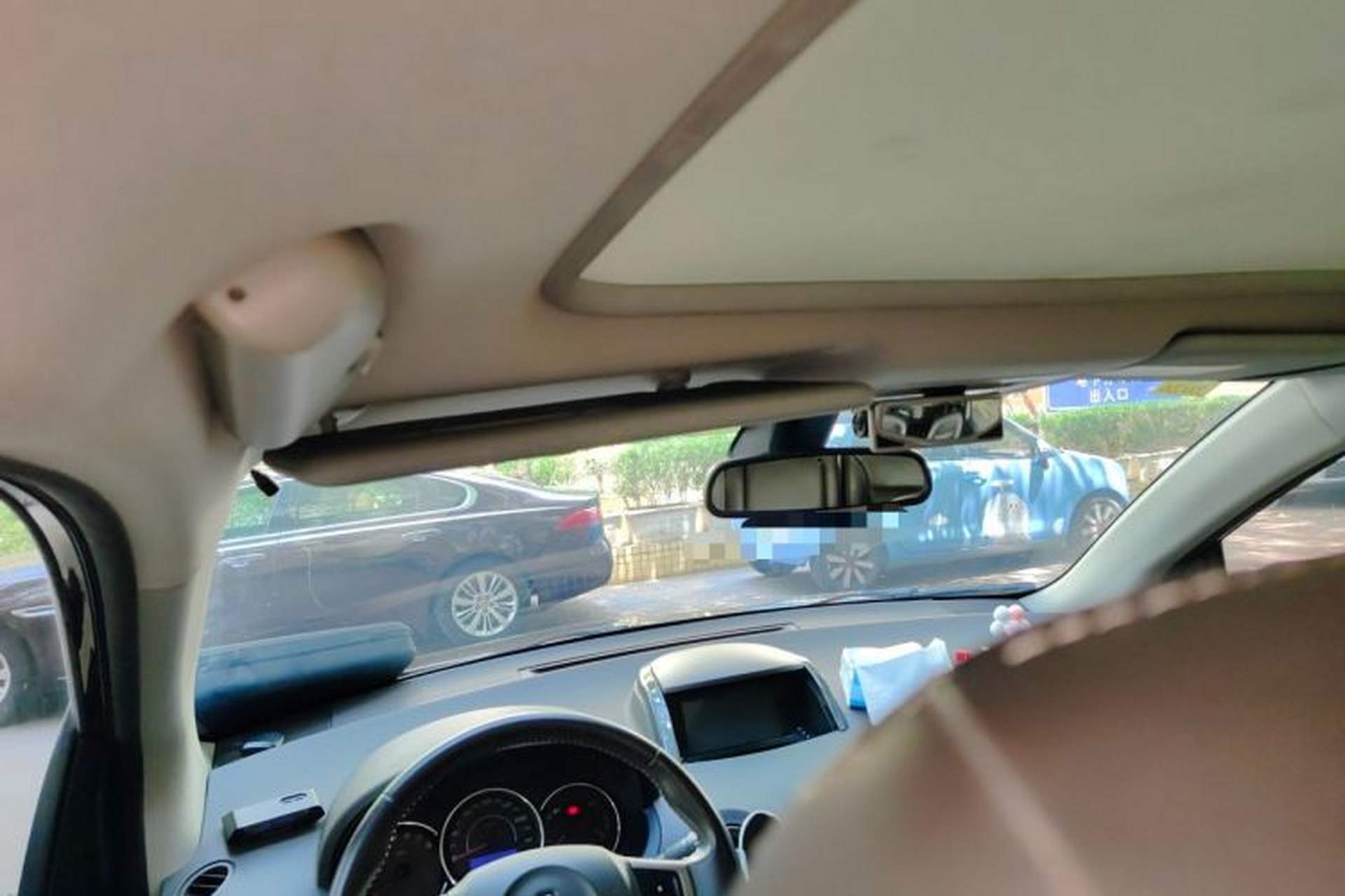 Used Renault Koleos 2013 2.5L Two-Wheel Drive Comfort Edition Headliner
