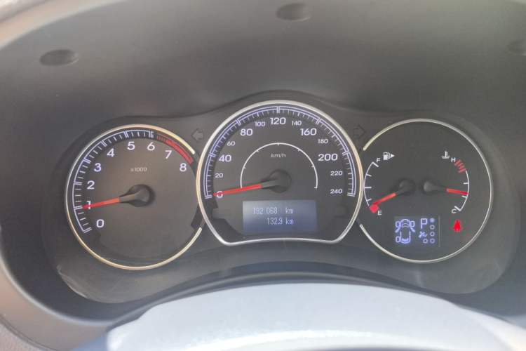 Used Renault Koleos 2013 2.5L 4x4 Comfort Edition Instrument Cluster