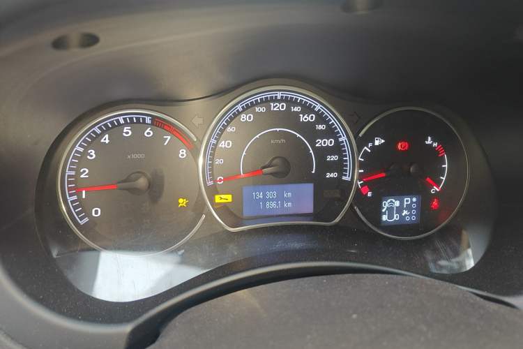 Used Renault Koleos 2013 2.5L Two-Wheel Drive Comfort Edition Instrument Cluster