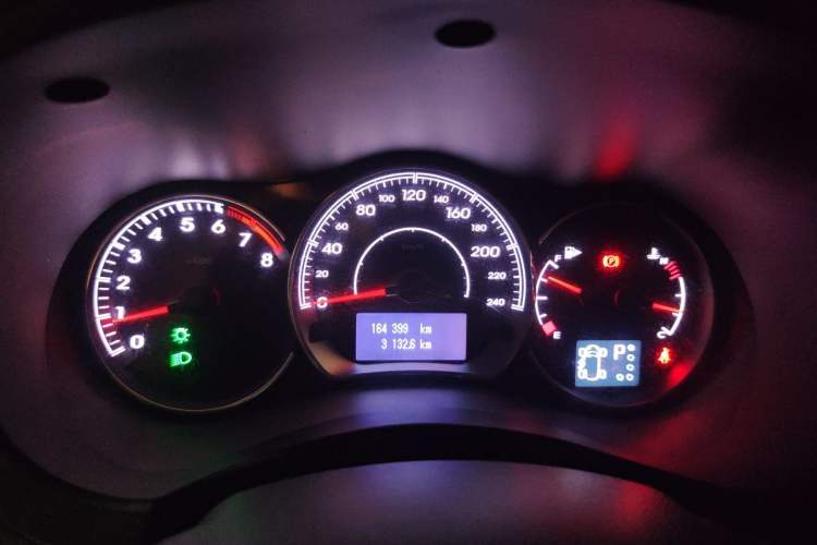 Used Renault Koleos 2013 2.5L Two-Wheel Drive Luxury Navigation Edition Instrument Cluster