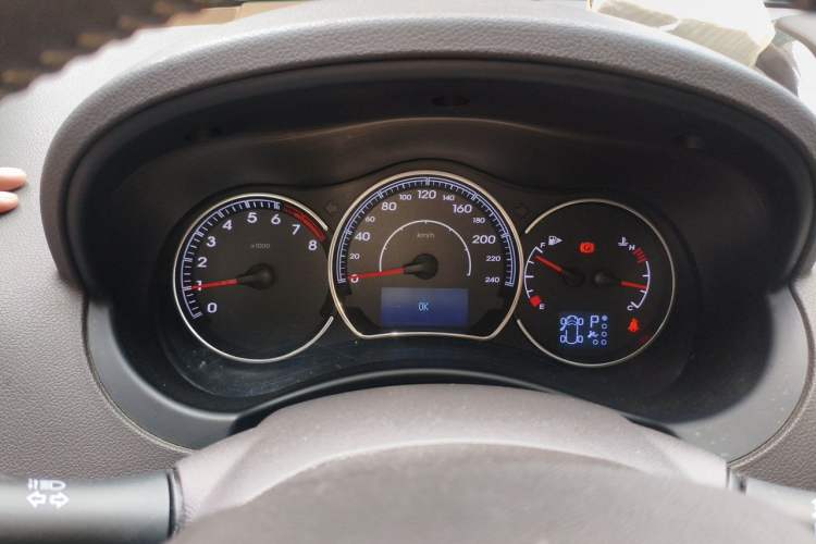Used Renault Koleos 2013 2.5L 4x4 Comfort Edition Instrument Cluster