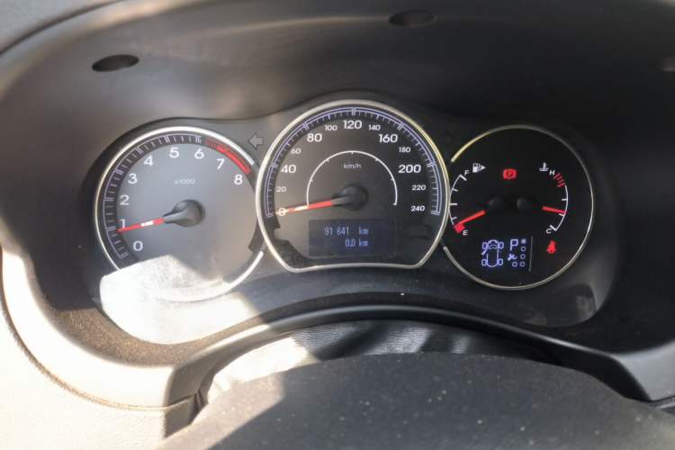 Used Renault Koleos 2013 2.5L Two-Wheel Drive Comfort Edition Instrument Cluster