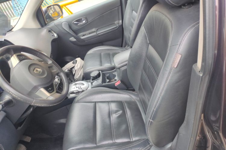 Used Renault Koleos 2013 2.5L 4x4 Comfort Edition Left Front Seat