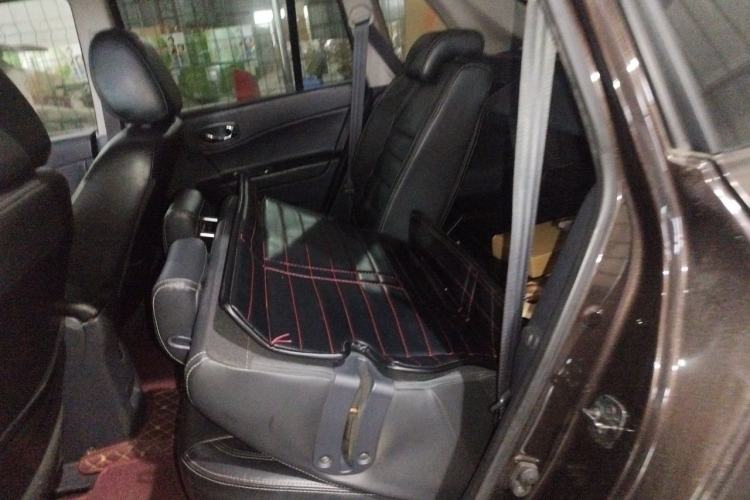 Used Renault Koleos 2013 2.5L Two-Wheel Drive Luxury Navigation Edition Left Rear Seat