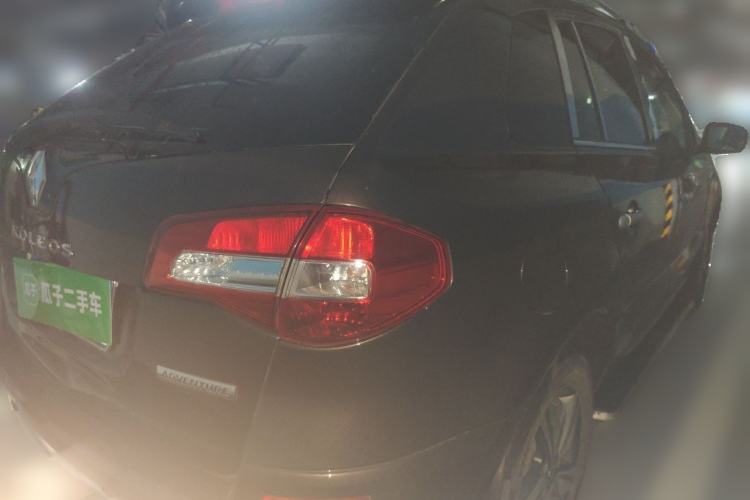 Used Renault Koleos 2013 2.5L Two-Wheel Drive Luxury Navigation Edition Rear Right 45 Deg