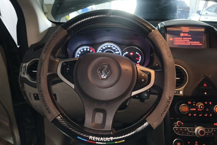 Used Renault Koleos 2013 2.5L 4x4 Comfort Edition Steering Wheel