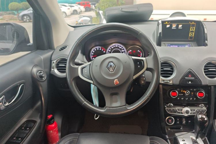 Used Renault Koleos 2013 2.5L 4x4 Comfort Edition Steering Wheel