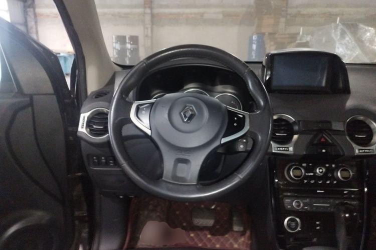 Used Renault Koleos 2013 2.5L Two-Wheel Drive Luxury Navigation Edition Steering Wheel