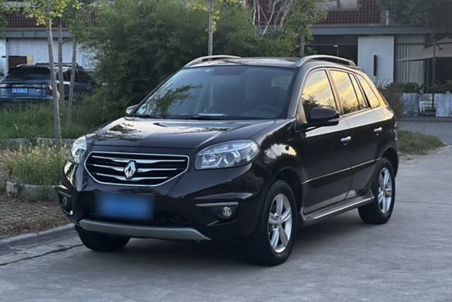 Used Renault Koleos 2013 2.5L Two-Wheel-Drive Urban Edition