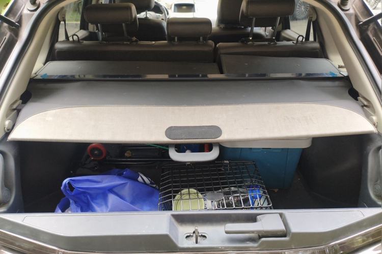 Used Renault Koleos 2013 2.5L 4x4 Comfort Edition Trunk