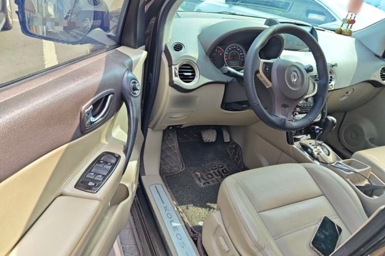 Used Renault Koleos 2013 2.5L Two-Wheel Drive Comfort Edition Driver Seat