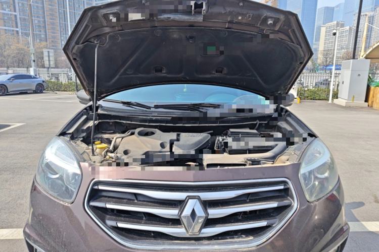 Used Renault Koleos 2013 2.5L Two-Wheel Drive Comfort Edition Engine Bay