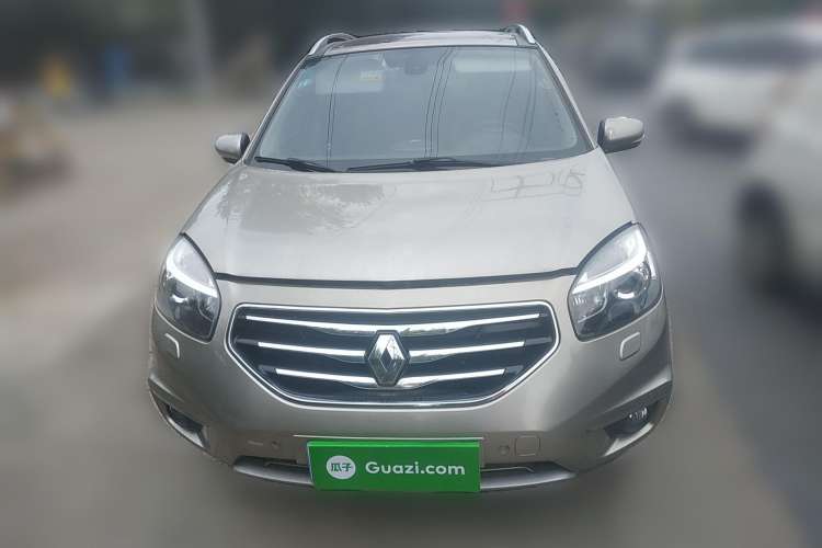 Used Renault Koleos 2013 2.5L Two-Wheel-Drive Luxury Edition Front