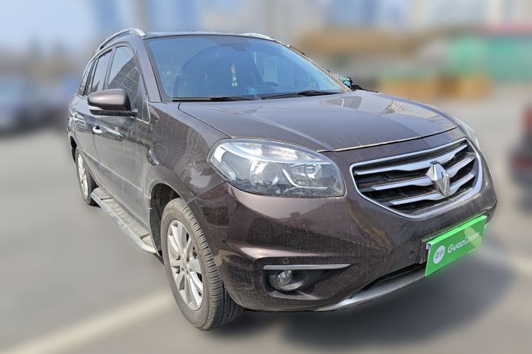 Used Renault Koleos 2013 2.5L Two-Wheel Drive Comfort Edition Front Right 45 Deg