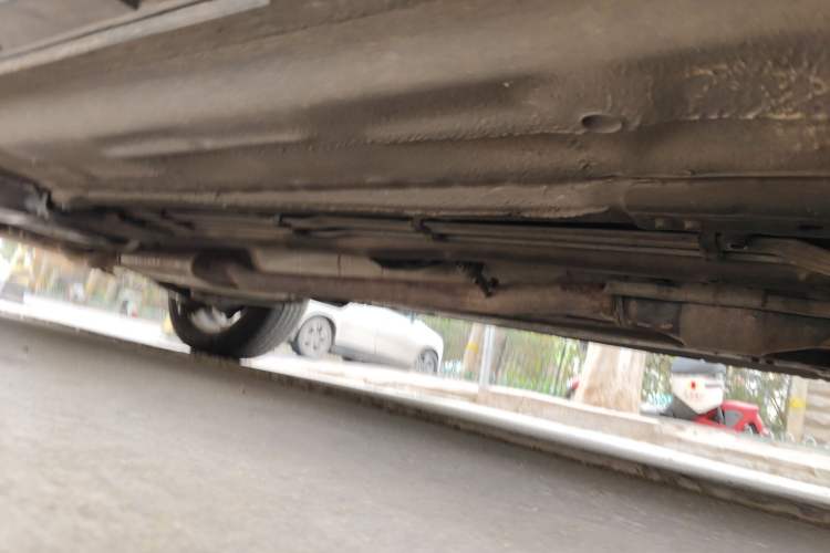 Used Renault Koleos 2013 2.5L 4x4 Comfort Edition Chassis Front Right
