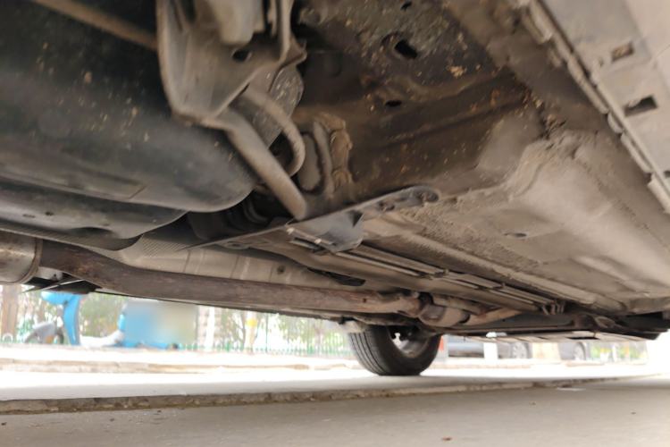 Used Renault Koleos 2013 2.5L 4x4 Comfort Edition Chassis Rear Right