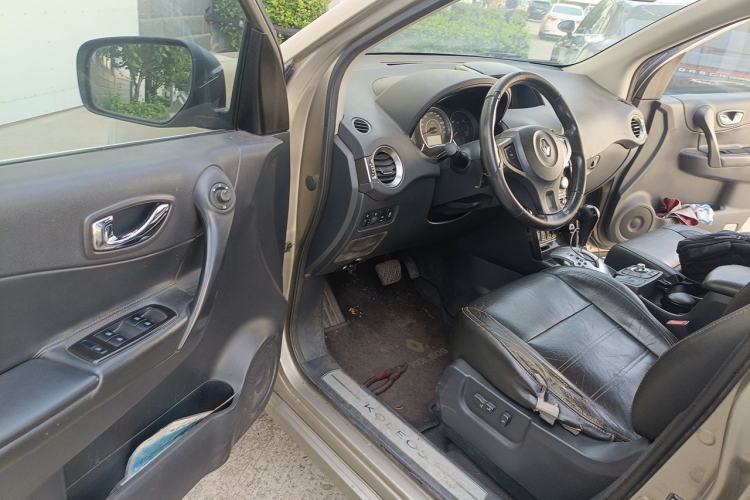 Used Renault Koleos 2013 2.5L 4x4 Comfort Edition Driver Seat