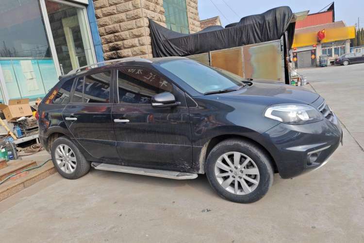 Used Renault Koleos 2013 2.5L Two-Wheel Drive Comfort Edition Exterior 2
