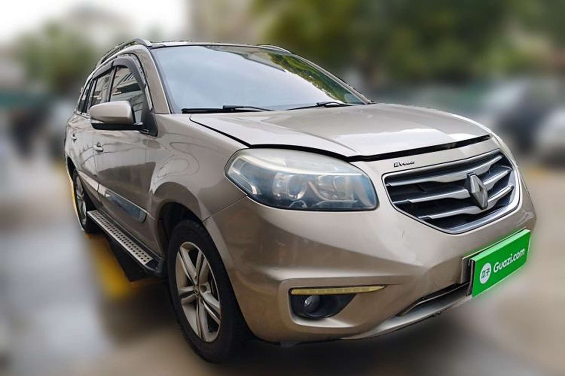 Used Renault Koleos 2013 2.5L Two-Wheel-Drive Urban Edition Front Right 45 Deg