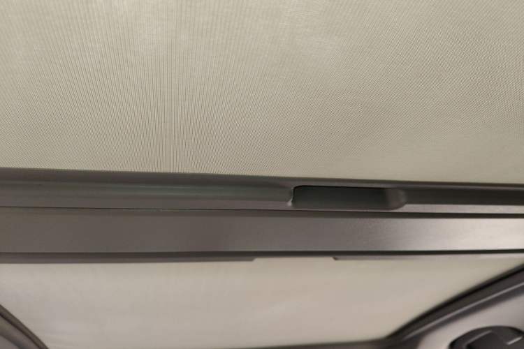 Used Renault Koleos 2013 2.5L 4x4 Comfort Edition Headliner