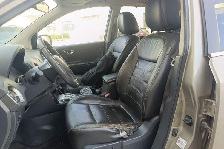 Used Renault Koleos 2013 2.5L 4x4 Comfort Edition Left Front Seat