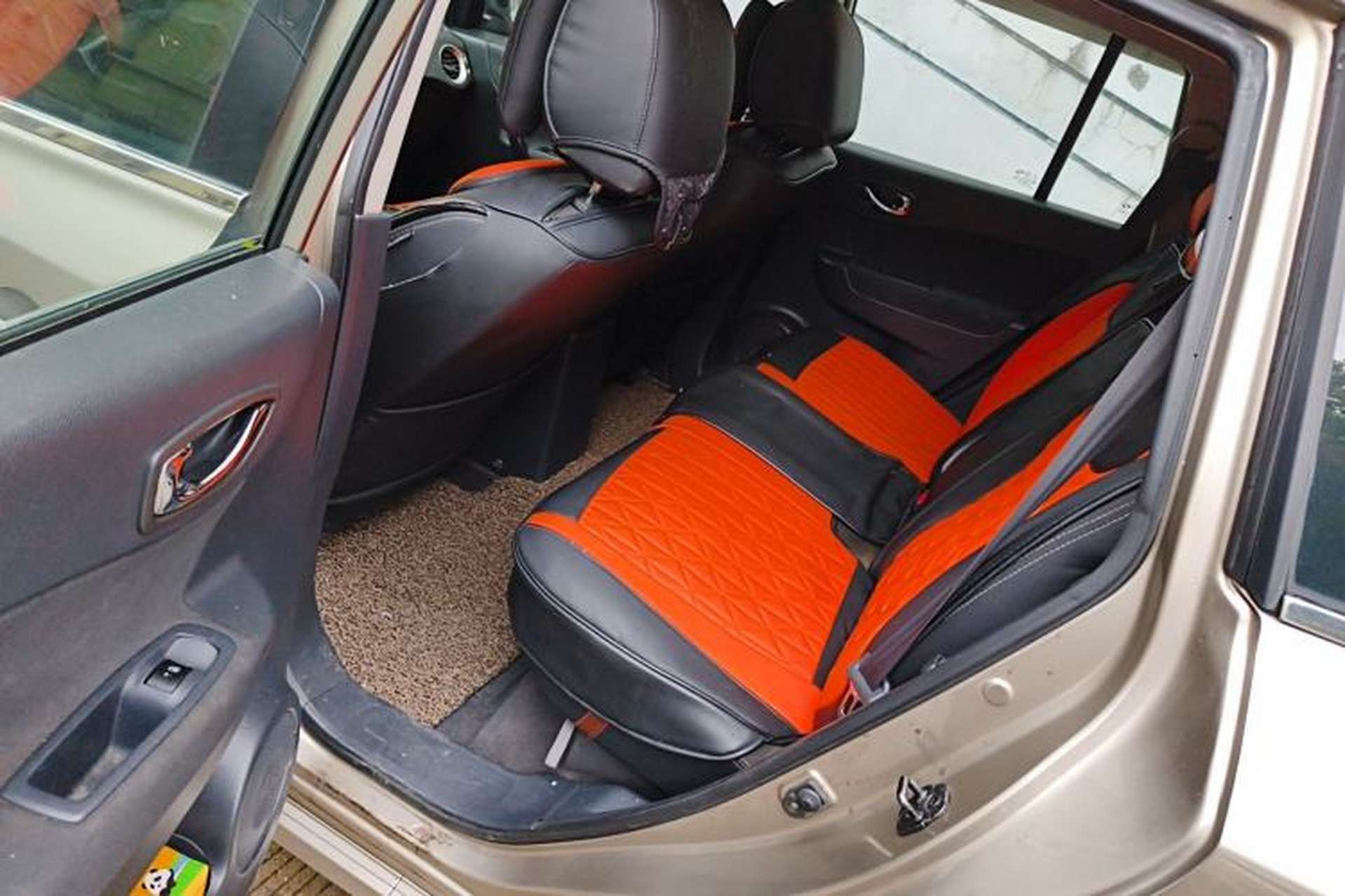 Used Renault Koleos 2013 2.5L Two-Wheel-Drive Urban Edition Left Rear Seat