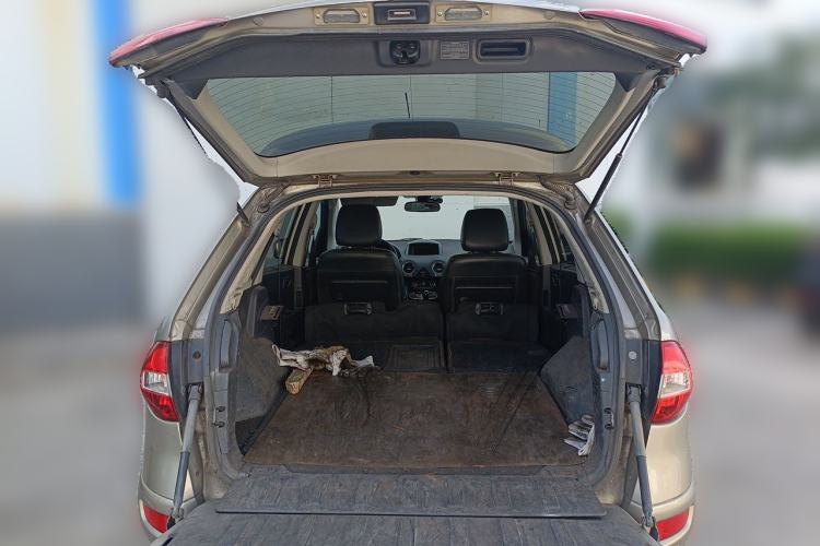 Used Renault Koleos 2013 2.5L 4x4 Comfort Edition Trunk