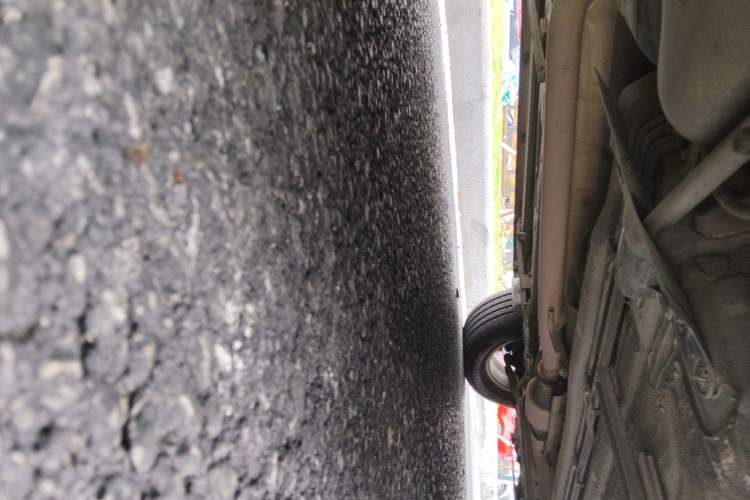 Used Renault Koleos 2013 2.5L 4x4 Comfort Edition Chassis Rear Right