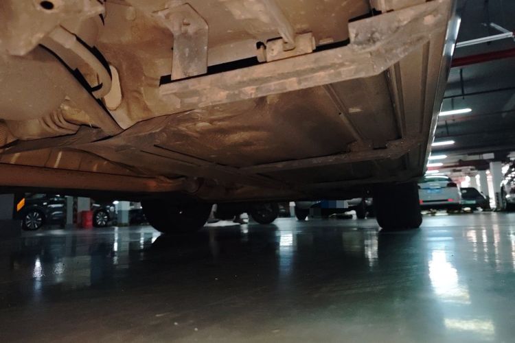 Used Renault Koleos 2013 2.5L Two-Wheel Drive Comfort Edition Chassis Rear Right