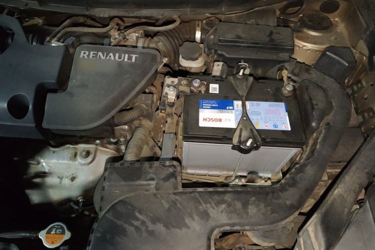 Used Renault Koleos 2013 2.5L Two-Wheel Drive Comfort Edition Engine Bay Left