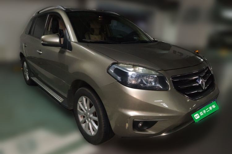 Used Renault Koleos 2013 2.5L Two-Wheel Drive Comfort Edition Front Right 45 Deg