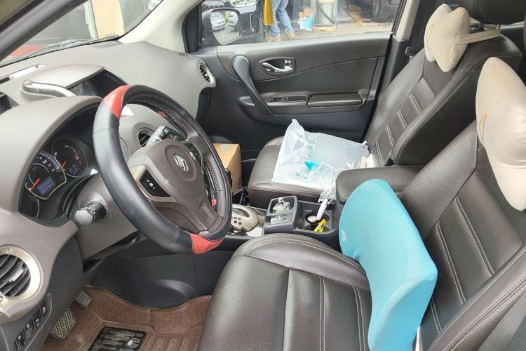 Used Renault Koleos 2013 2.5L 4x4 Comfort Edition Left Front Seat