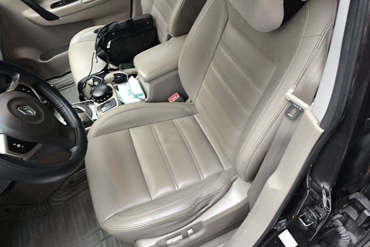 Used Renault Koleos 2013 2.5L Two-Wheel Drive Comfort Edition Left Front Seat