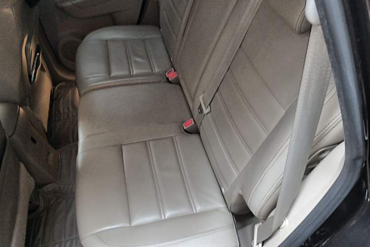 Used Renault Koleos 2013 2.5L Two-Wheel Drive Comfort Edition Left Rear Seat
