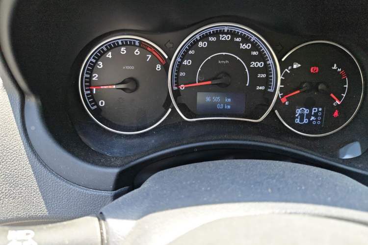 Used Renault Koleos 2013 2.5L Two-Wheel Drive Comfort Edition Odometer Close Up