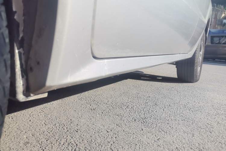Used Renault Koleos 2013 2.5L Two-Wheel Drive Comfort Edition Chassis Front Left