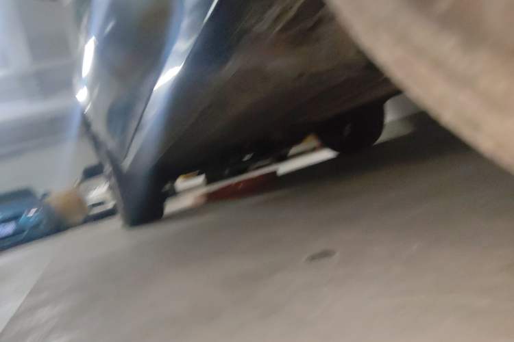 Used Renault Koleos 2013 2.5L 4x4 Comfort Edition Chassis Rear Left
