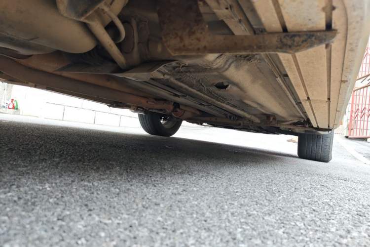 Used Renault Koleos 2013 2.5L Two-Wheel Drive Comfort Edition Chassis Rear Right