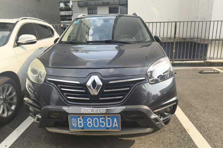 Used Renault Koleos 2013 2.5L 4x4 Comfort Edition with Navigation Front