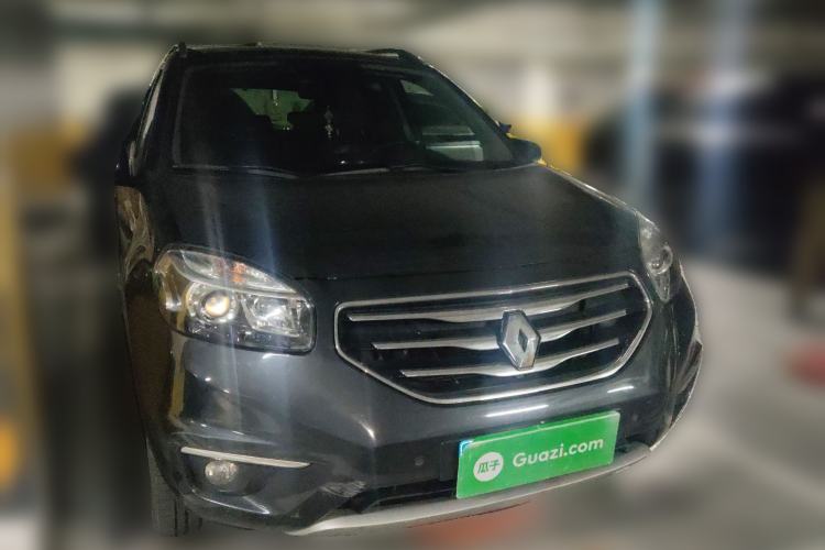 Used Renault Koleos 2013 2.5L 4x4 Comfort Edition Front Right 45 Deg