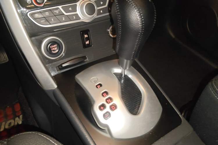 Used Renault Koleos 2013 2.5L Two-Wheel-Drive Urban Edition Gear Lever