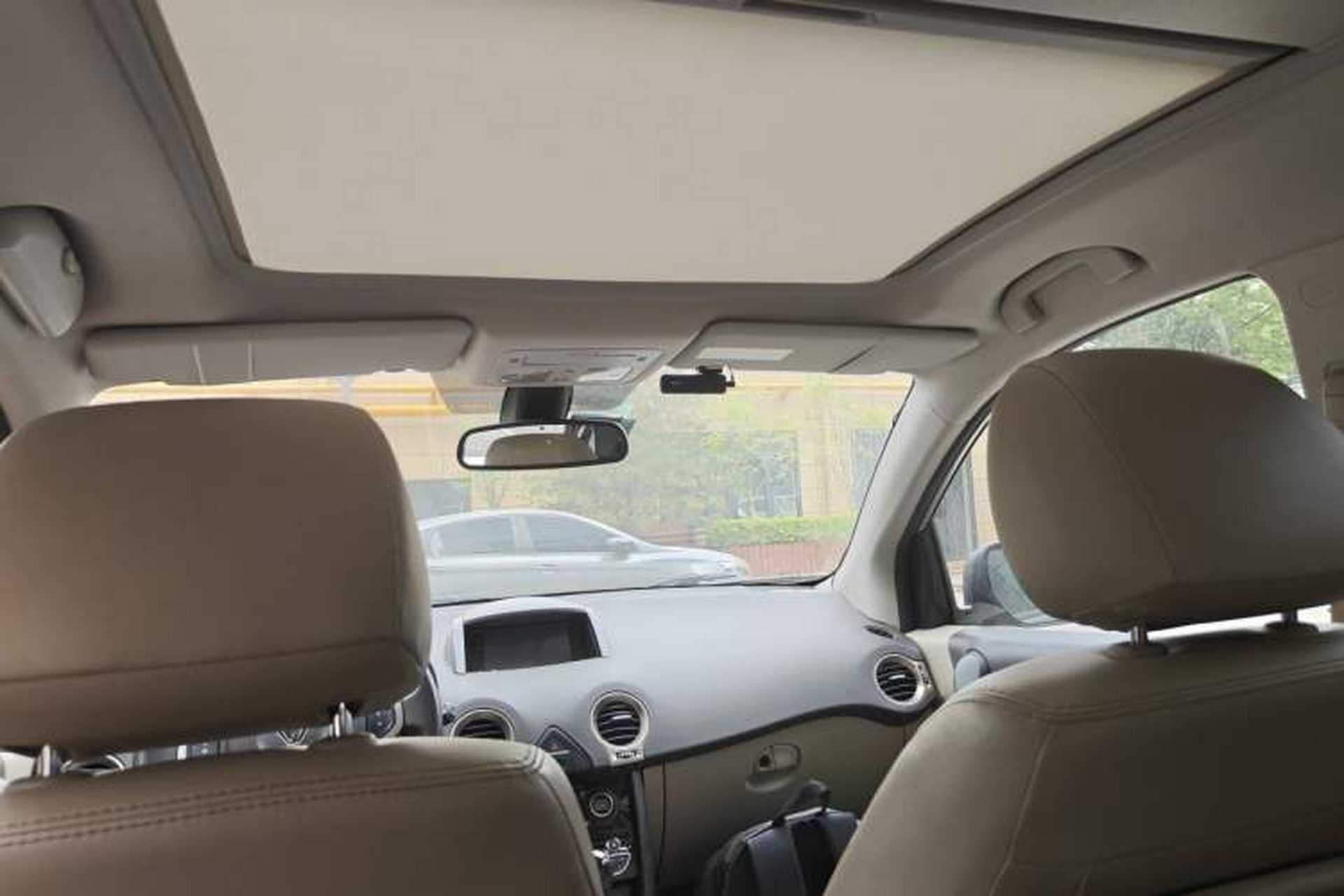Used Renault Koleos 2013 2.5L 4x4 Comfort Edition with Navigation Headliner