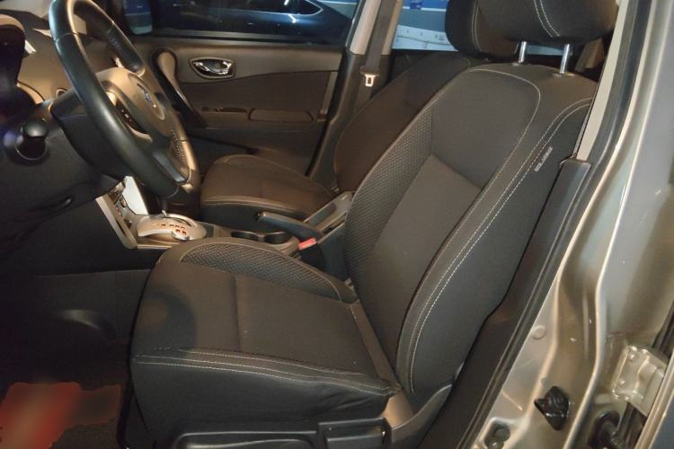 Used Renault Koleos 2013 2.5L Two-Wheel-Drive Urban Edition Left Front Seat