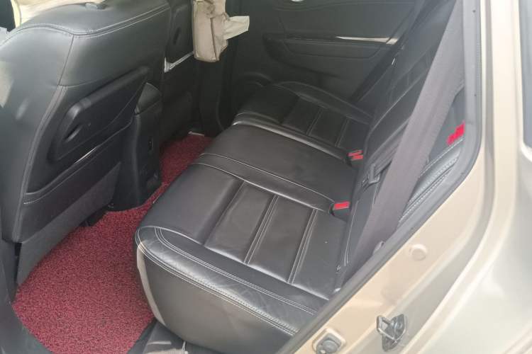 Used Renault Koleos 2013 2.5L Two-Wheel Drive Comfort Edition Left Rear Seat